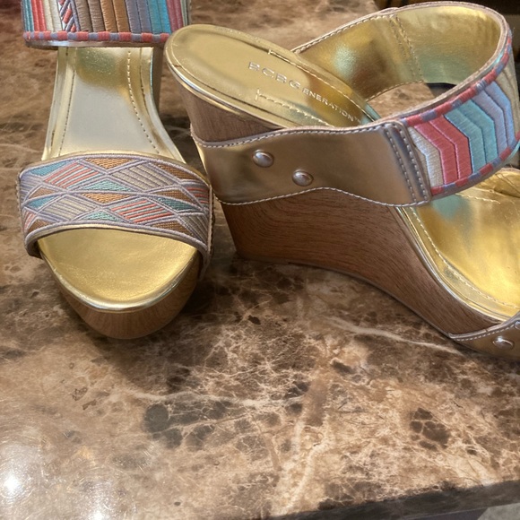 BCBG sandals - Picture 2 of 7